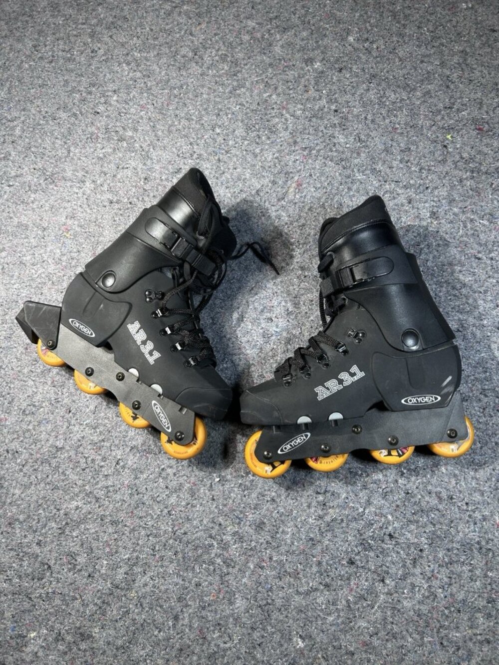 Oxygen AR3.1 Aggressive Inline Skates Size 28.5 Black Kryptonics Wheels 66.5mm